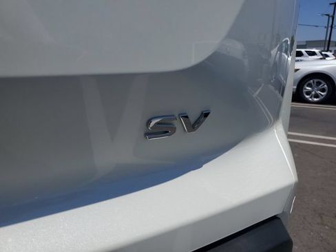 Used 2024 Nissan Pathfinder SV FWD image 7