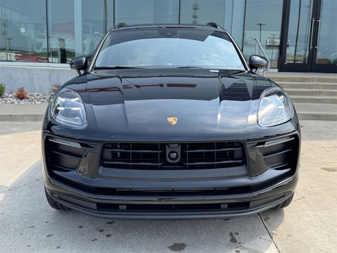 New 2026 Porsche Macan image 10