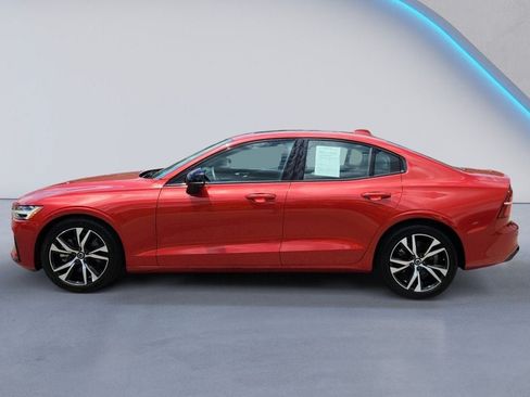 Certified 2024 Volvo S60 B5 Plus AWD/4WD image 6