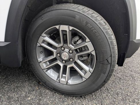 New 2026 GMC Terrain Elevation w/ LPO, Floor Liner Package image 38