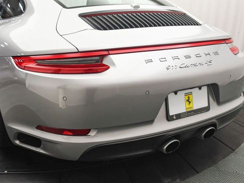 Used 2017 Porsche 911 Carrera S image 19