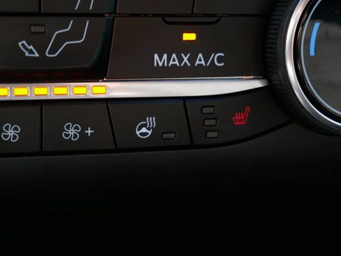 Certified 2023 Ford Escape ST-Line Select AWD/4WD image 24