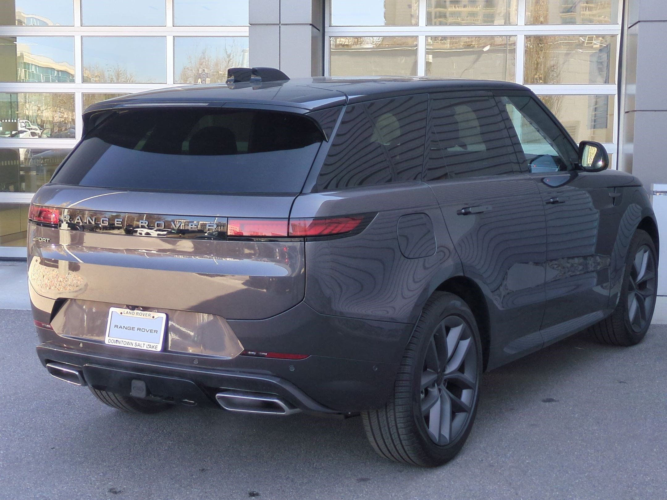 New 2026 Land Rover Range Rover Sport Dynamic SE AWD/4WD image 5