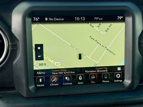 Used 2023 Jeep Wrangler Unlimited Sahara AWD/4WD image 14