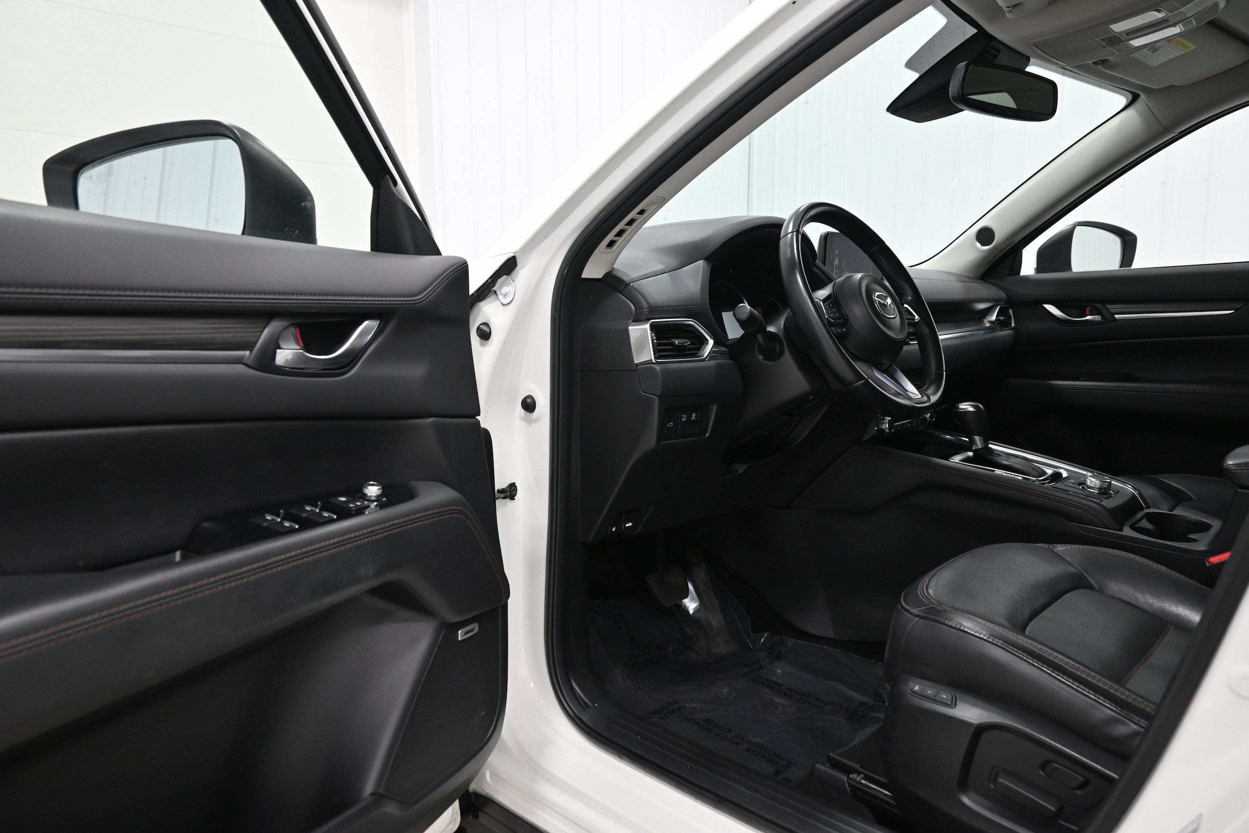 Used 2019 MAZDA CX-5 Grand Touring w/ GT Premium Package AWD/4WD image 4