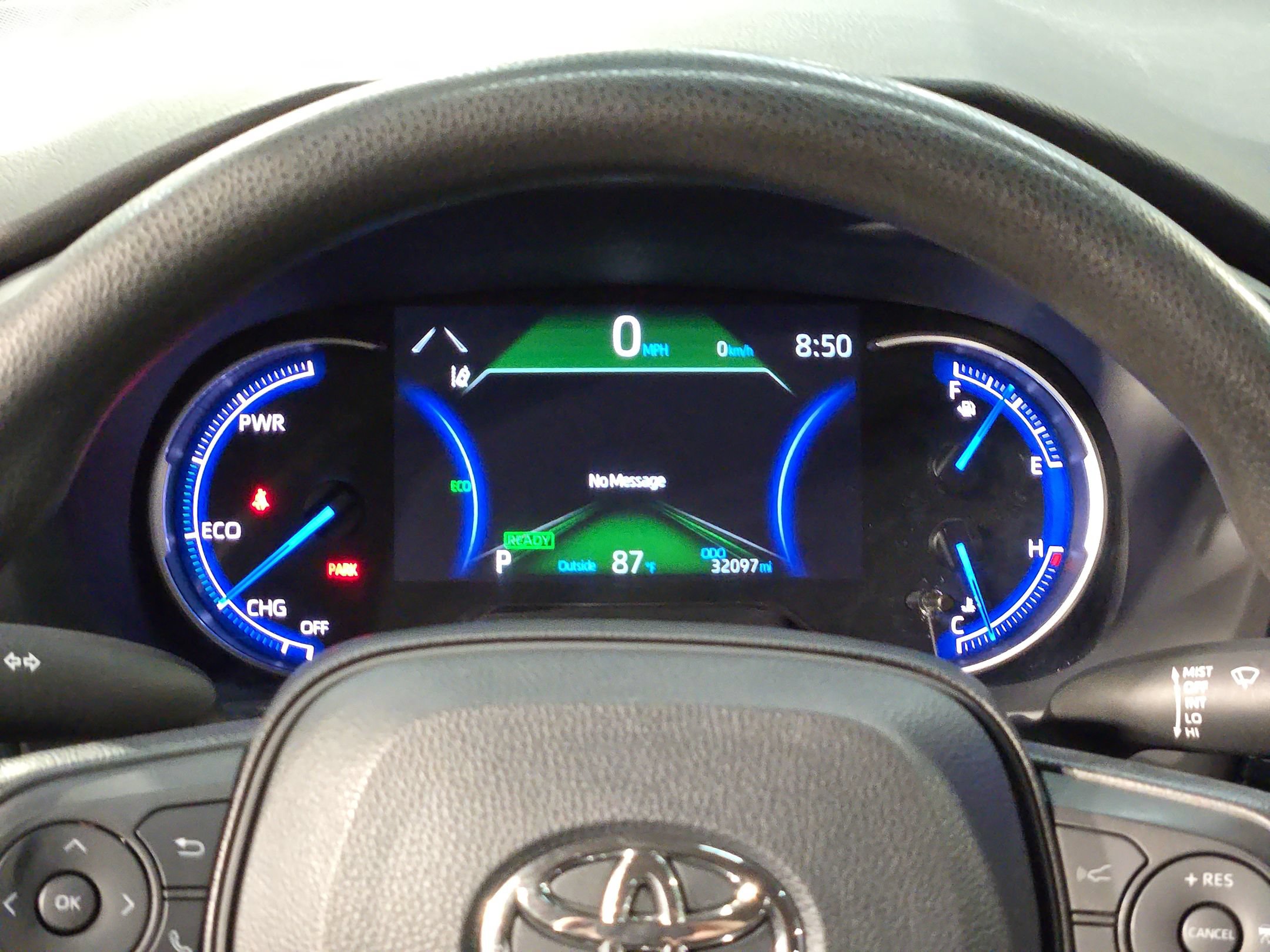 Certified 2024 Toyota RAV4 LE AWD/4WD image 15