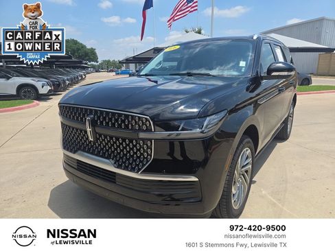Used 2026 Lincoln Navigator Reserve AWD/4WD image 1