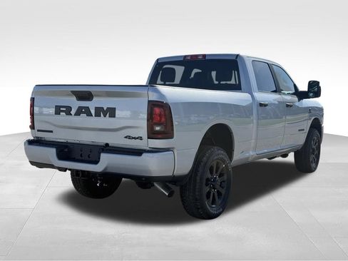 New 2026 RAM 2500 Big Horn AWD/4WD image 5