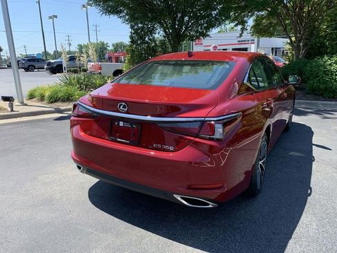 Used 2025 Lexus ES 350 w/ Premium Package FWD image 8
