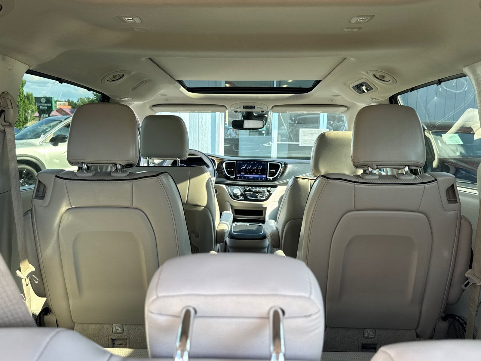Used 2021 Chrysler Pacifica Limited w/ Premium & Safety Sphere Group AWD/4WD image 20