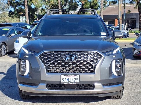 Used 2022 Hyundai Palisade Calligraphy w/ Winter Package image 8