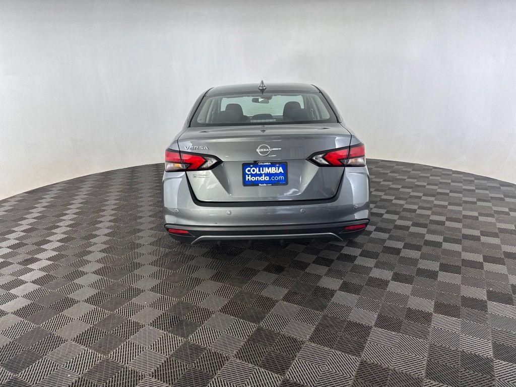 Used 2025 Nissan Versa SV FWD image 6