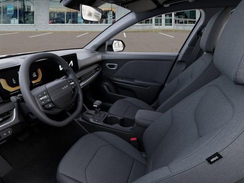New 2026 Kia K4 LXS FWD image 17