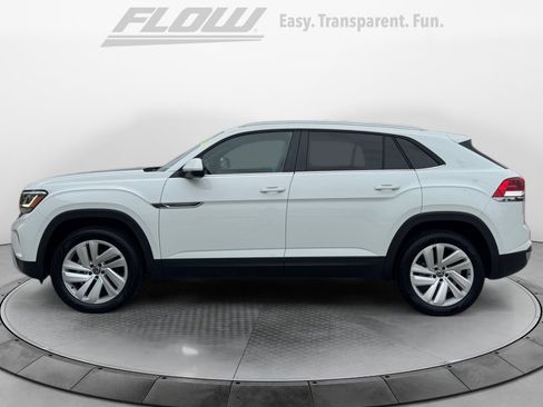 Used 2023 Volkswagen Atlas Cross Sport SE image 4