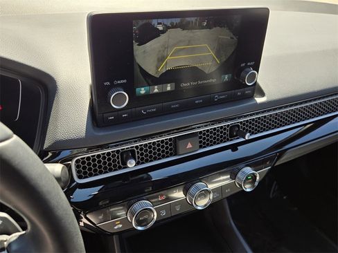 Certified 2025 Honda Civic Sport image 22