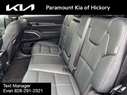 Used 2025 Kia Telluride EX image 18