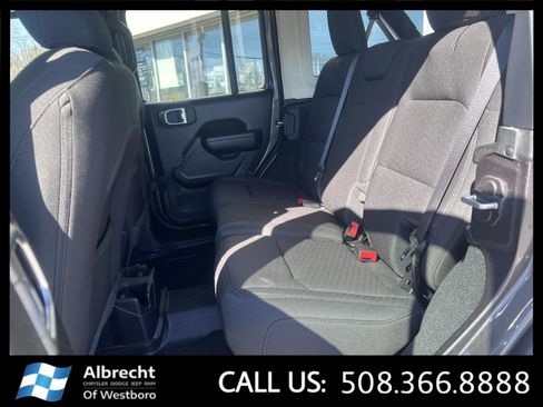 Used 2023 Jeep Wrangler Willys image 14