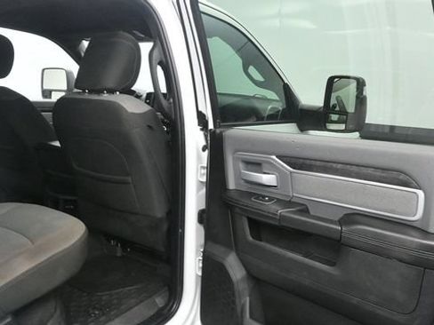 Used 2023 RAM 2500 Big Horn w/ Level 1 Equipment Group AWD/4WD image 10