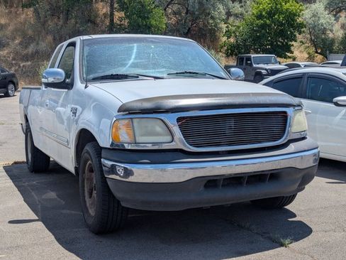 Used 2001 Ford F150 2WD SuperCab image 1
