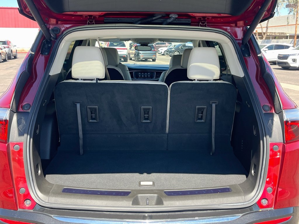 Used 2022 Buick Enclave Essence FWD image 25