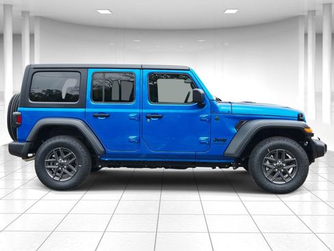 Certified 2025 Jeep Wrangler Sport S image 2