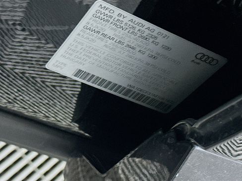 Used 2021 Audi Q3 2.0T Premium w/ Convenience Package image 12