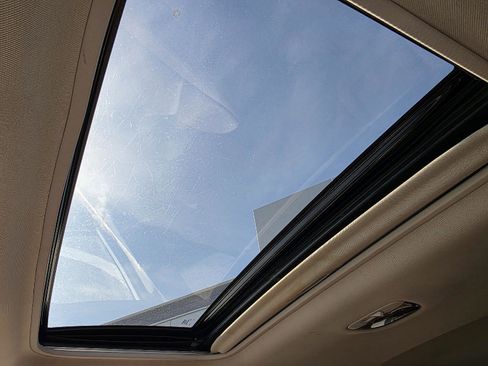 Used 2017 Subaru Outback 3.6R Touring w/ Popular Package #5A image 19