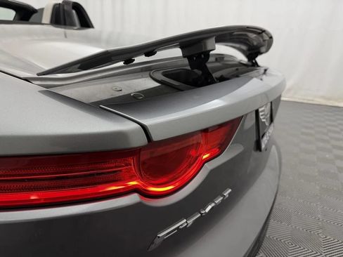 Used 2014 Jaguar F-TYPE S RWD image 15