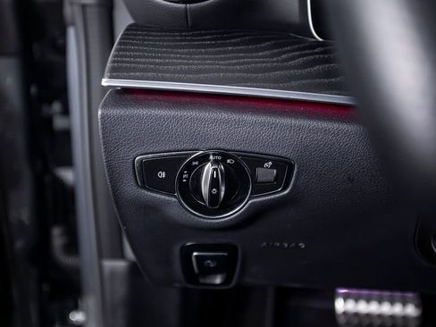 Used 2023 Mercedes-Benz E 450 Coupe image 38