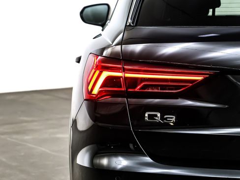 Used 2025 Audi Q3 2.0T Premium Plus w/ Premium Plus Package image 15