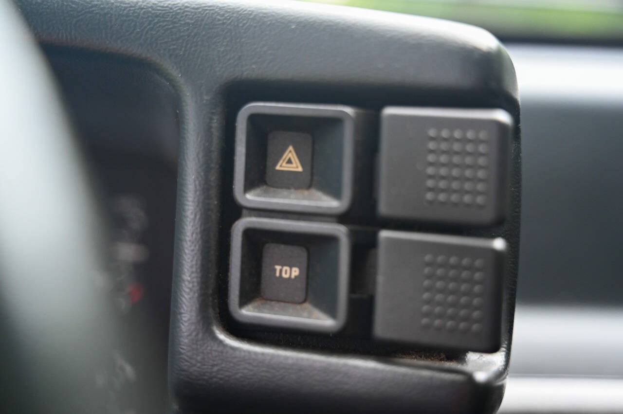 Used 1989 Ford Mustang LX RWD image 79