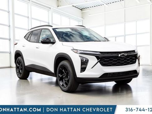 New 2026 Chevrolet Trax LT w/ Driver Confidence Package FWD image 24