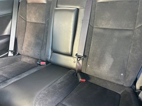 Used 2022 Dodge Challenger R/T w/ Plus Package image 12