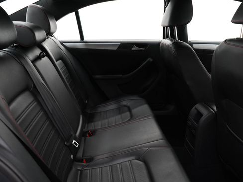 Used 2014 Volkswagen Jetta GLI Autobahn FWD image 12