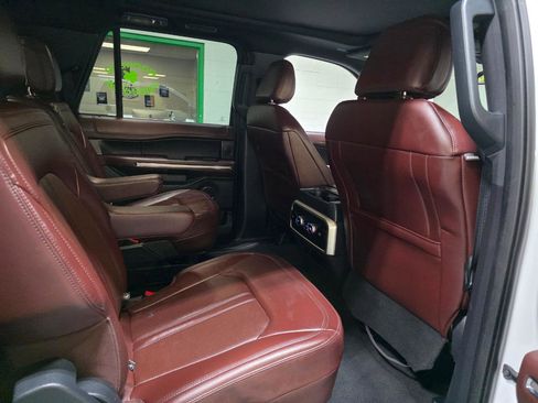 Used 2024 Ford Expedition Max Limited image 23