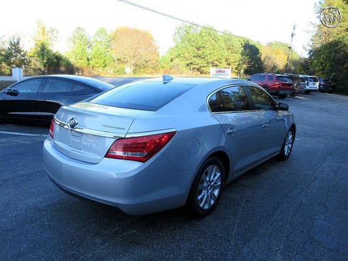 Used 2015 Buick LaCrosse image 4