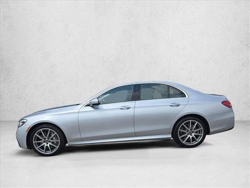 Used 2023 Mercedes-Benz E 450 4MATIC Sedan image 8