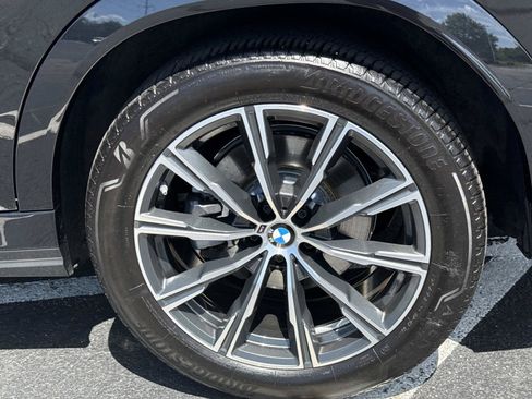 Used 2026 BMW X6 xDrive40i w/ Climate Comfort Package AWD/4WD image 13