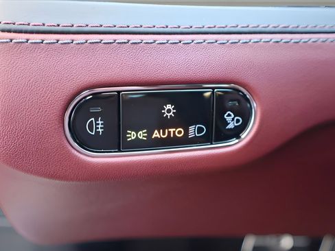 New 2026 Bentley Flying Spur Plug-In Hybrid AWD/4WD image 23