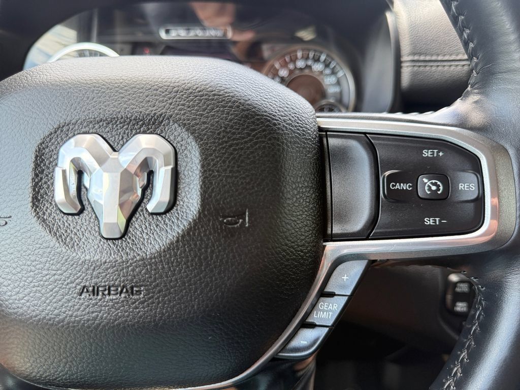 Used 2021 RAM 1500 Laramie AWD/4WD image 26