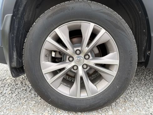 Used 2014 Toyota Highlander XLE AWD/4WD image 57