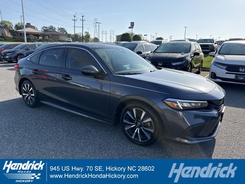 Used 2023 Honda Civic EX image 1