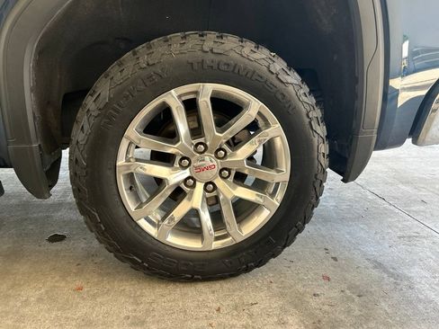 Used 2021 GMC Sierra 1500 SLT w/ SLT Premium Plus Package AWD/4WD image 15