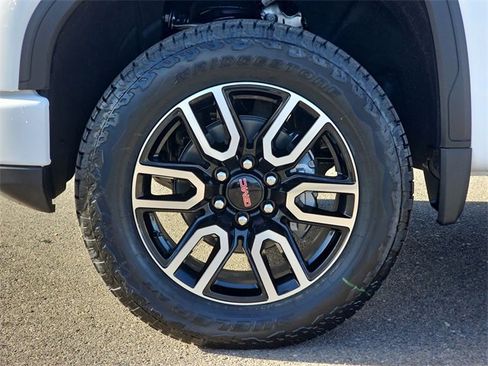 New 2026 GMC Sierra 1500 AT4 w/ AT4 Premium Package image 18