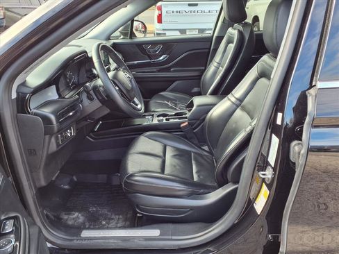 Used 2021 Lincoln Corsair AWD w/ Sport Package image 18