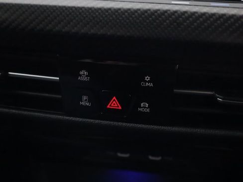 Used 2023 Volkswagen Golf 20th Anniversary Edition image 19