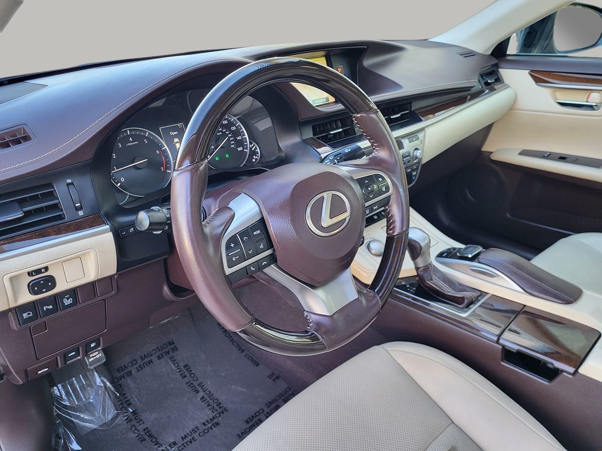 Used 2017 Lexus ES 350 FWD image 15
