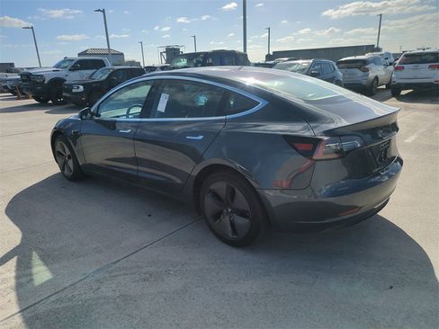 Used 2018 Tesla Model 3 Long Range image 7