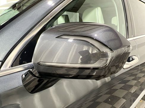 Used 2023 Hyundai Palisade Calligraphy image 14