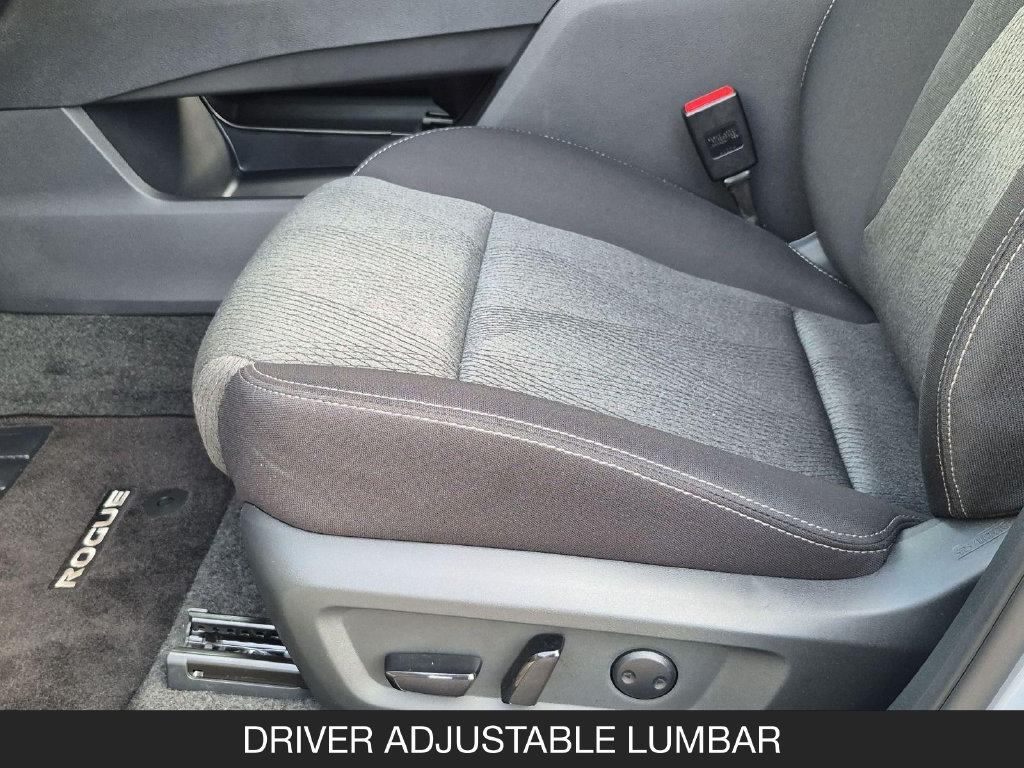 Used 2026 Nissan Rogue SV FWD image 15